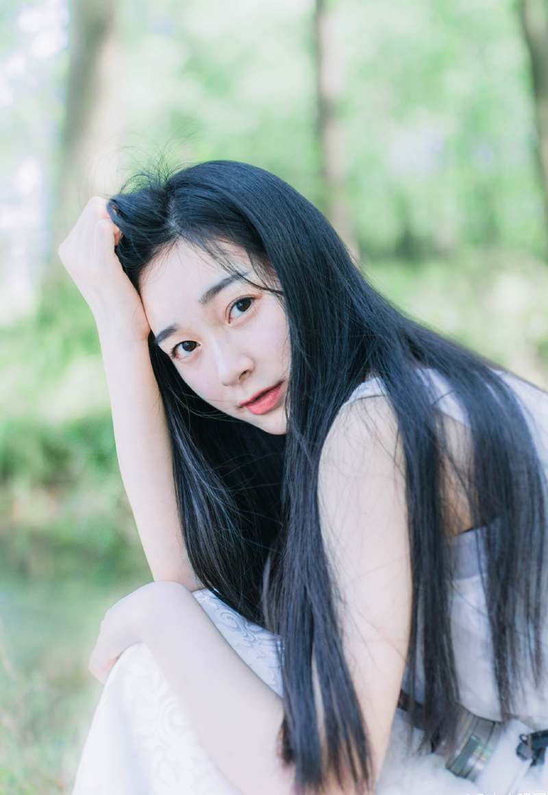 “嗯？”吕蒙总算从巨大的打击中清醒过来，现在绝对不能乱！